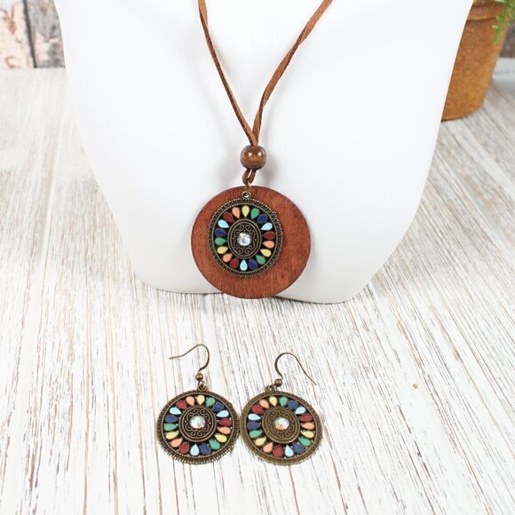 Multicolor Embellished Earrings & Necklace Set, NEW - Picture 1 of 3